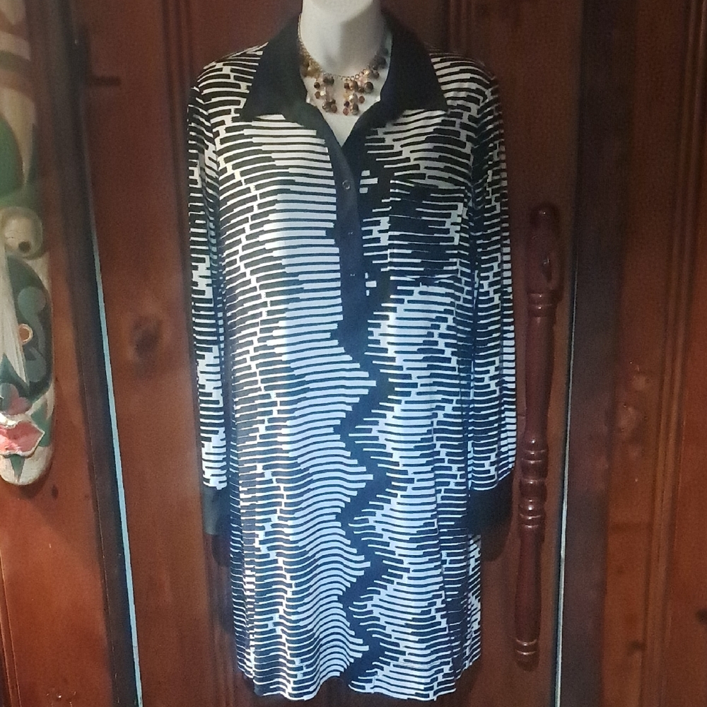 Karen Kane Black Garment